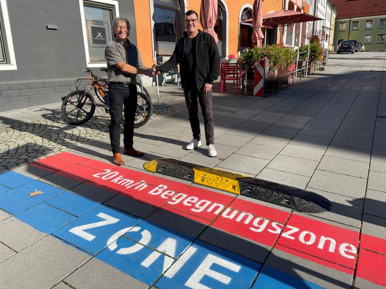 Mehr über den Artikel erfahren Mehr Verkehrssicherheit am Marktplatz